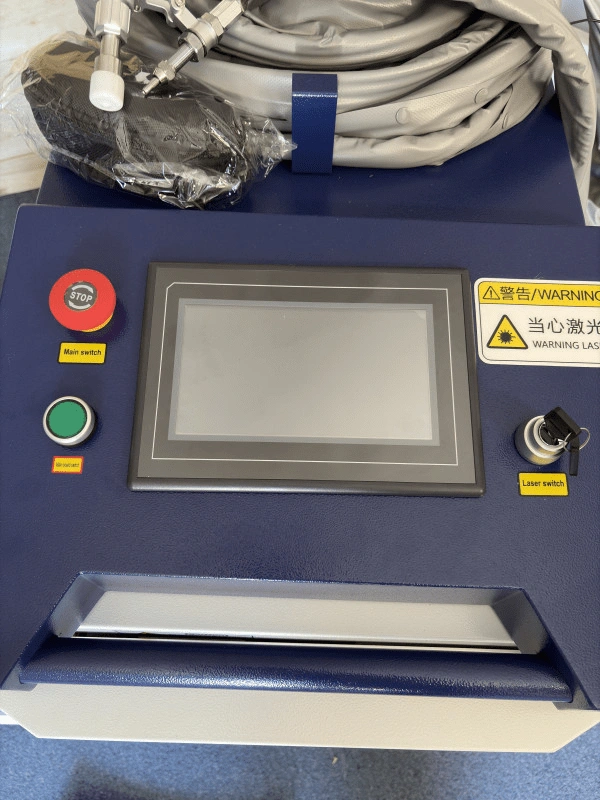 Fiber laser 4 u 1 za zavarivanje i čišćenje 13