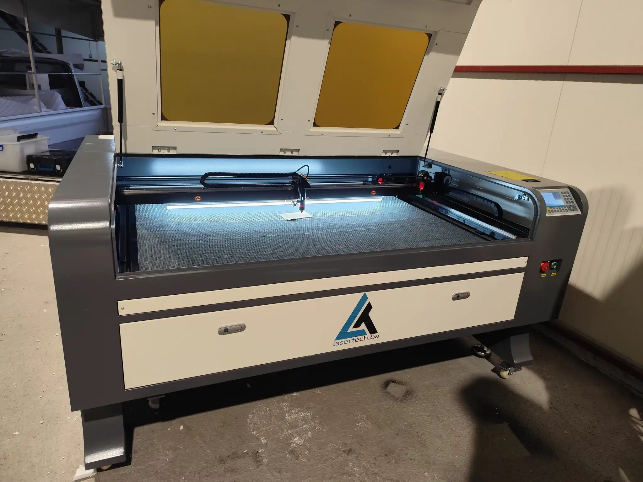 CO2 Laser 1410 9