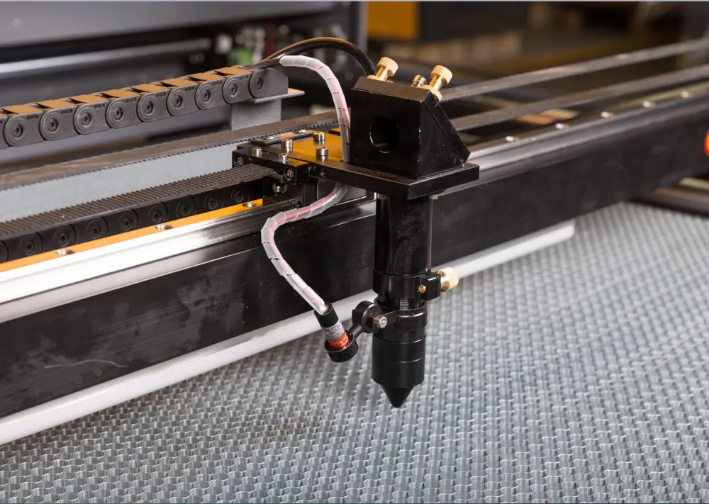 CO2 Laser 1410 3