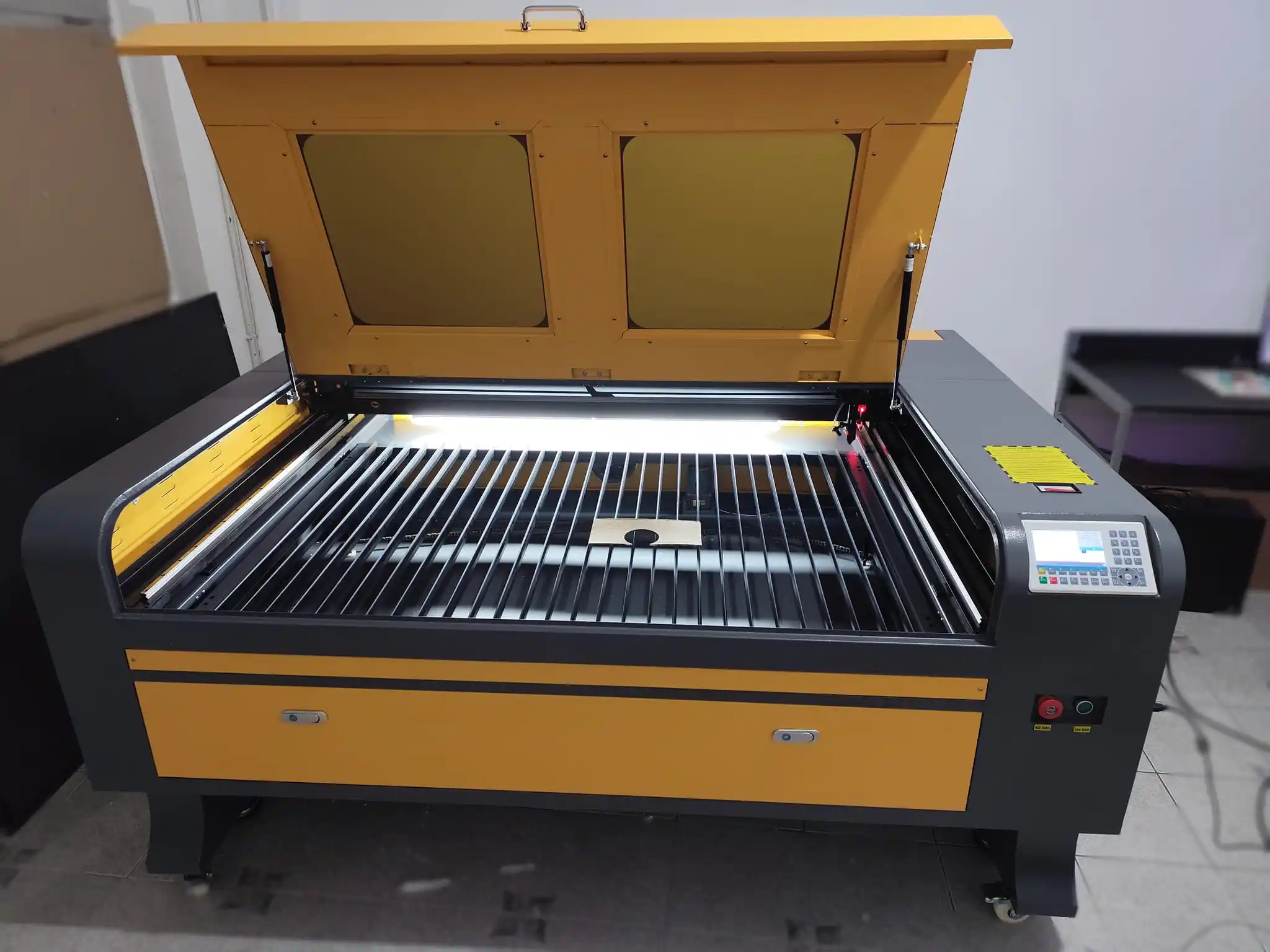 CO2 Laser 1410 7